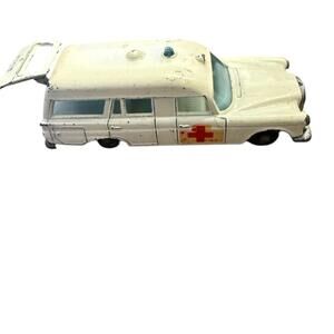 Vintage Matchbox Mercedes Benz “Binz” Ambulance Lesney Made In England